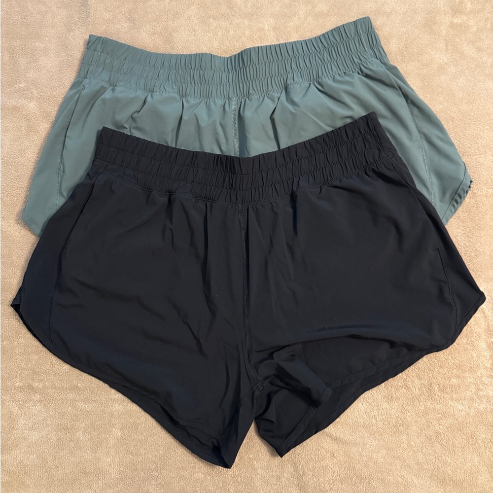 Women's Set of 2 - Black and Green Shorts